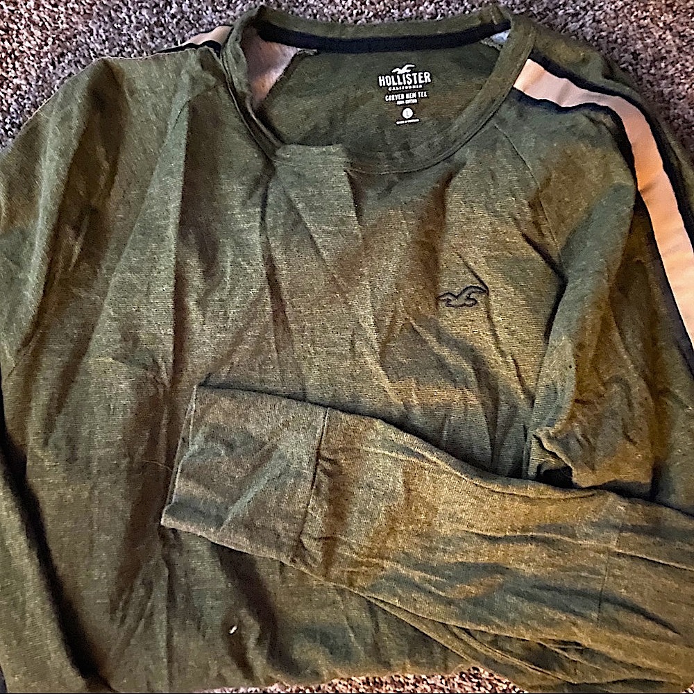 Green men’s hollister long sleeve